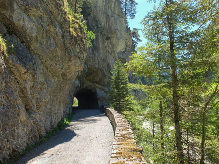 Wanderung durch die Zügenschlucht – Rohkost- und Tourentagebuch