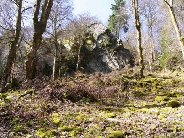 Felsformation_Zahnwurzel