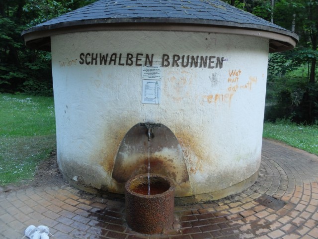 Schwalben_Brunnen