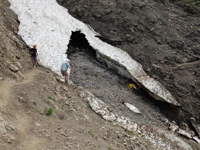 Reste_eines_Schneefelds_1