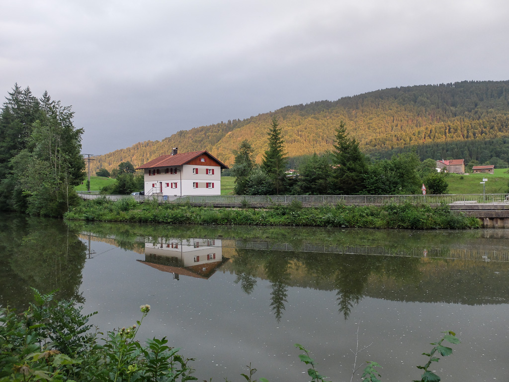 Abendlicher Spaziergang nach Eibele und durch das Tal der Weißach