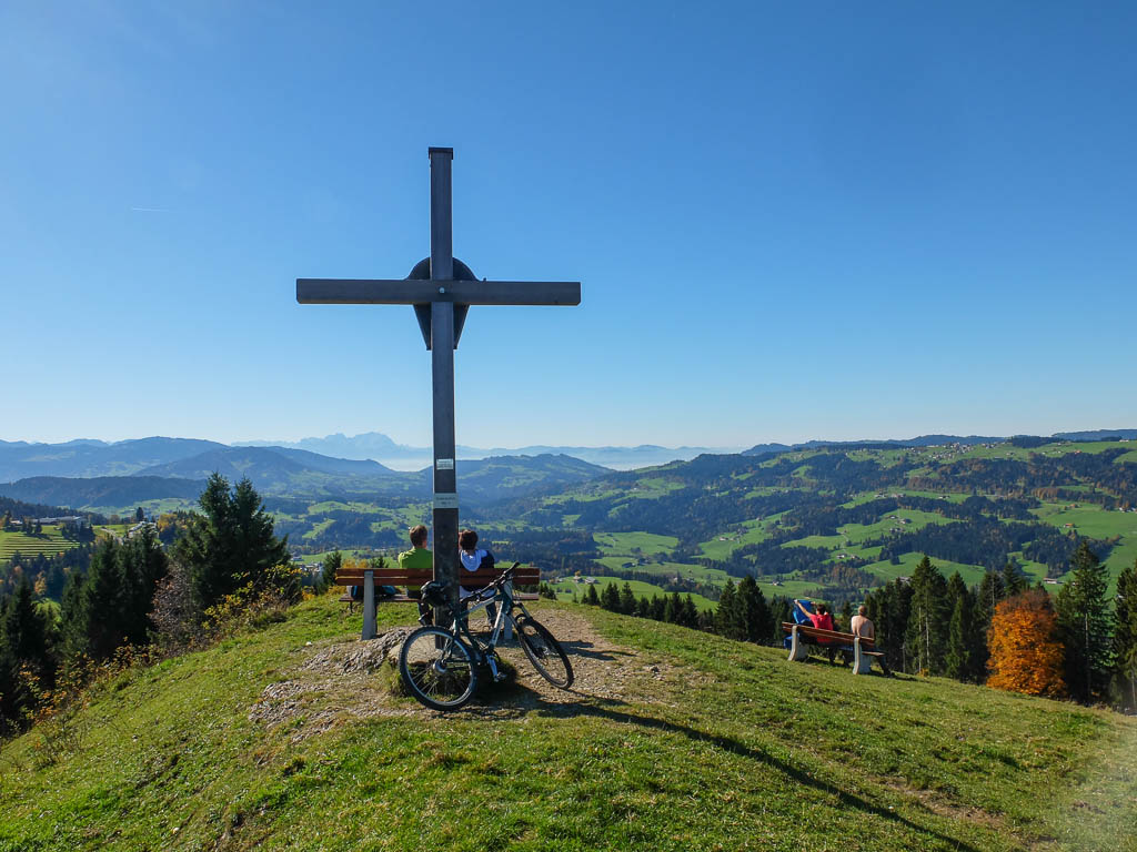 Eine kleine Fahrradtour zum Dreiländerblick