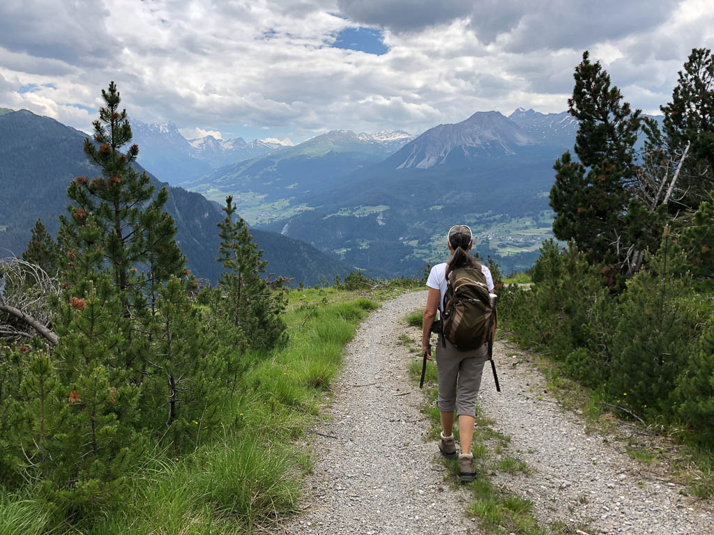 Wanderung von Lenz über Hettas de las Noursas nach Brienz