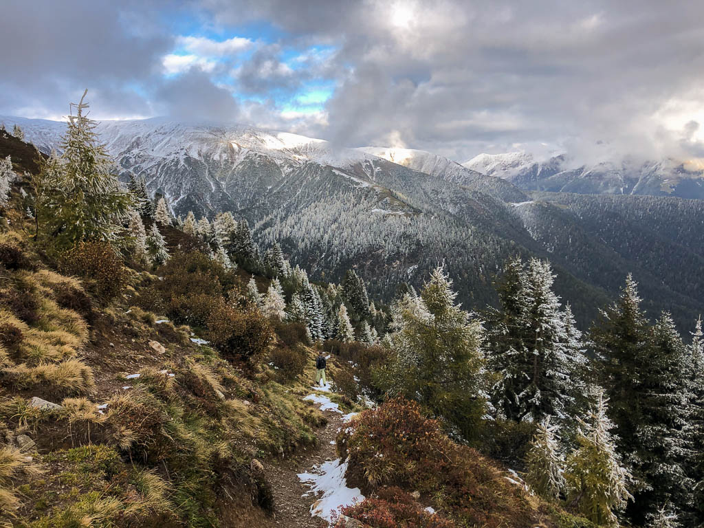 Wanderung über Schmittner Alp, Berghütte Martrüel und Wiesner Alp