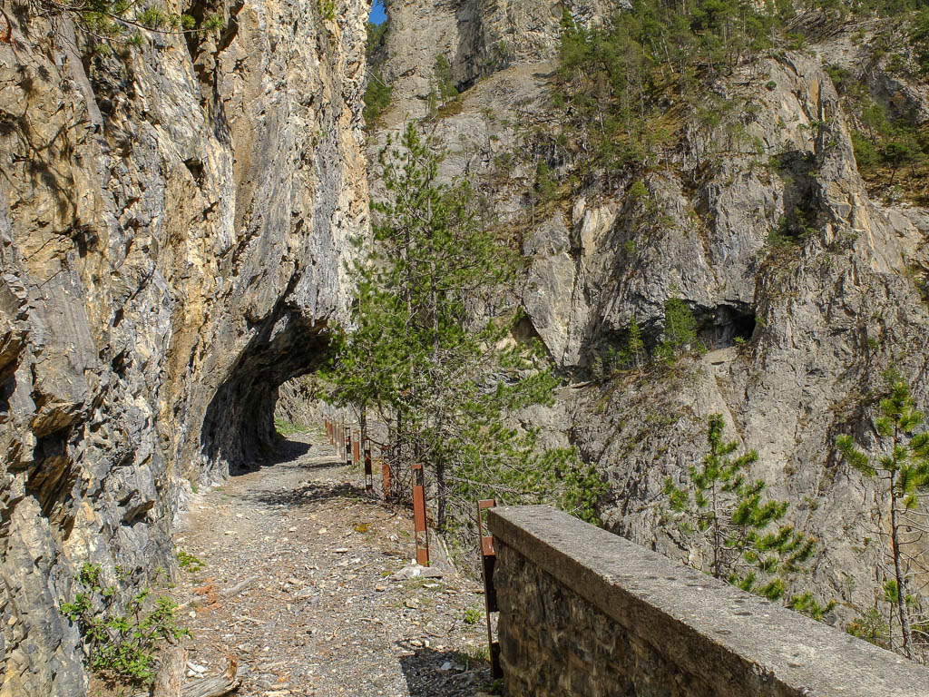 Abenteuerliche Wanderung durch das Schaftobel bei Alvaneu Bad