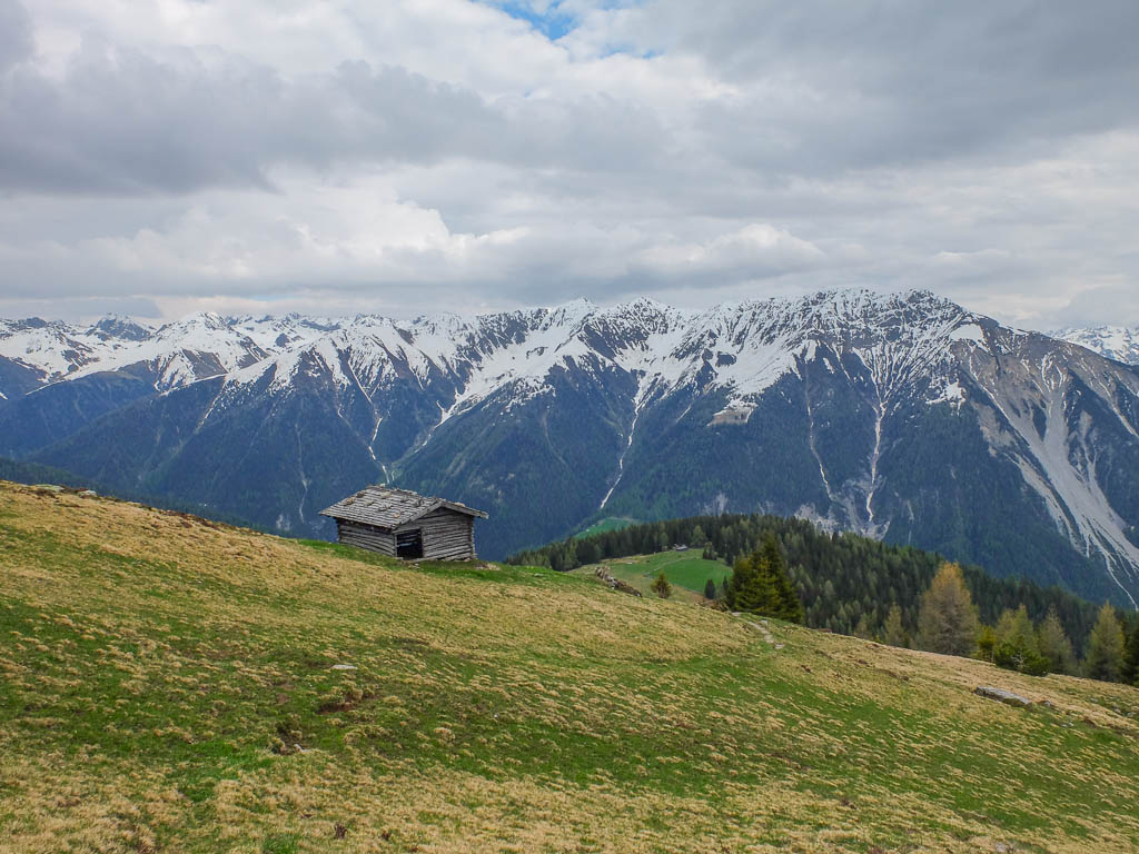 Wanderung über die Hütten von Rüggji