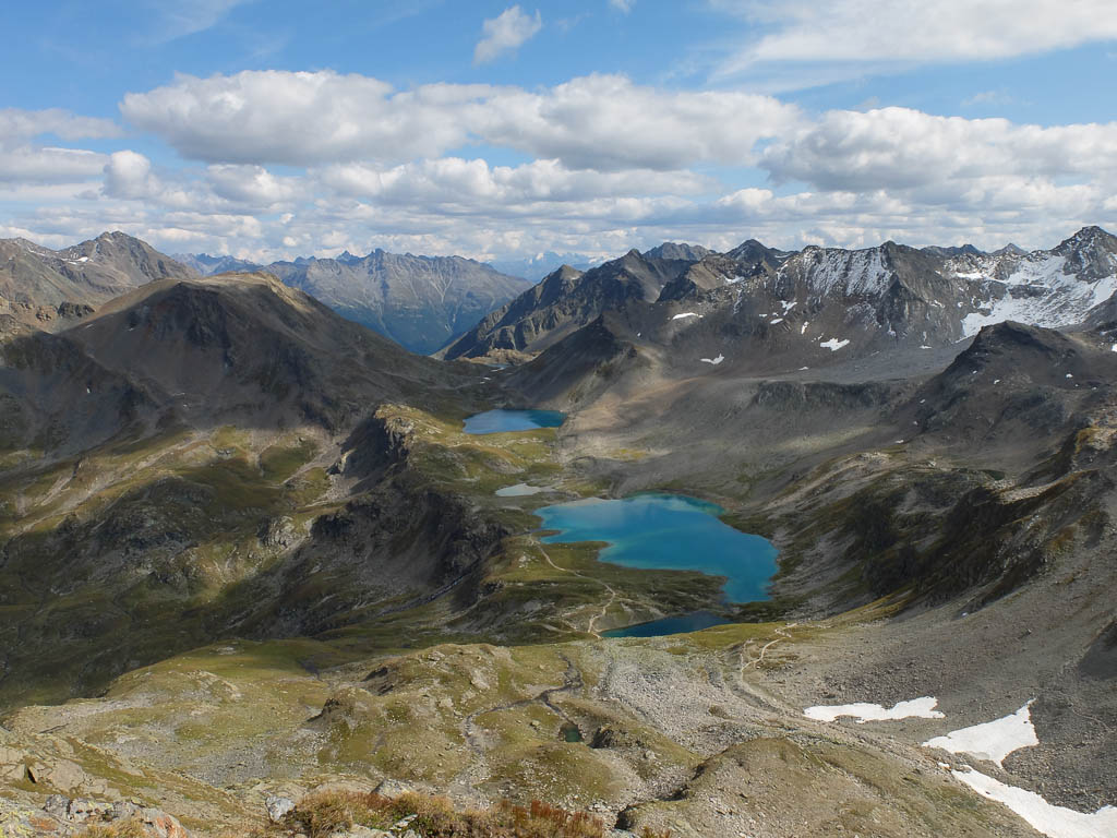 Jöriseen und Jörihorn, Farbenpracht in felsigem Gelände